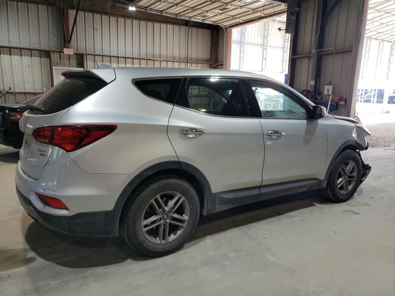 2017 Hyundai Santa Fe - Image 3