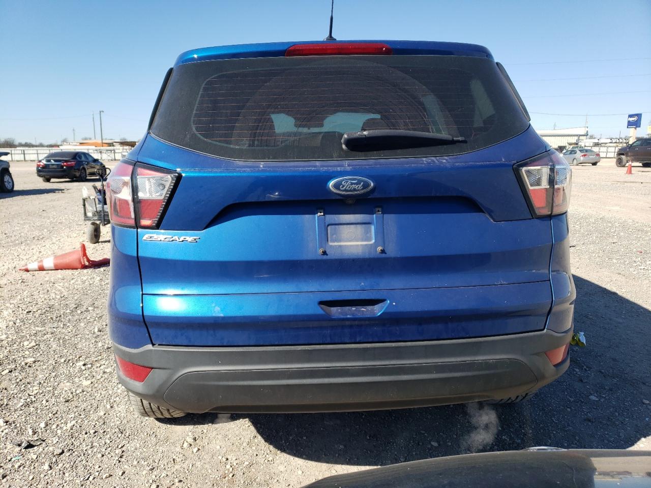 VIN 1FMCU0F7XJUB83256 2018 FORD ESCAPE no.6