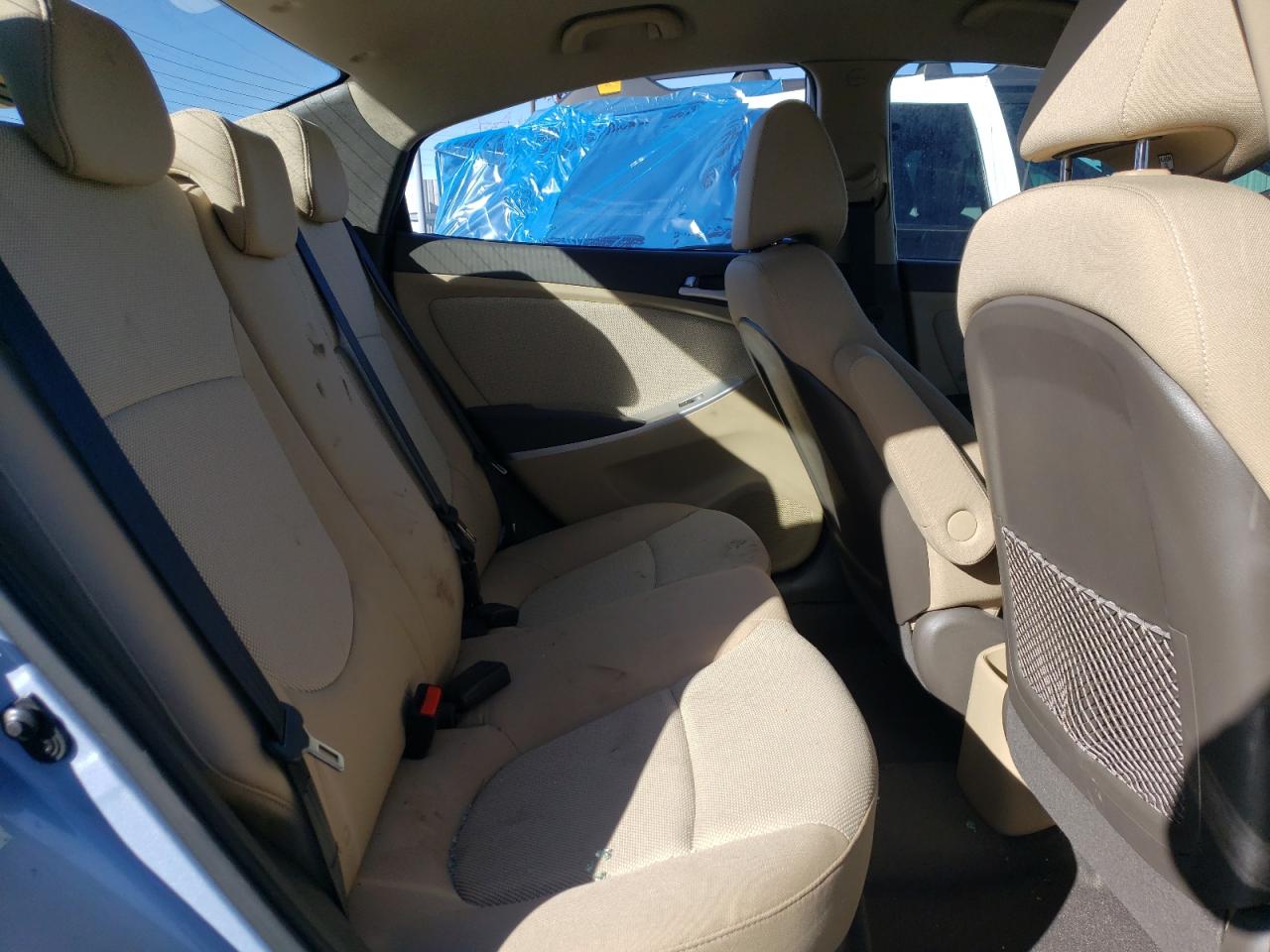 2013 Hyundai Accent - Image 10