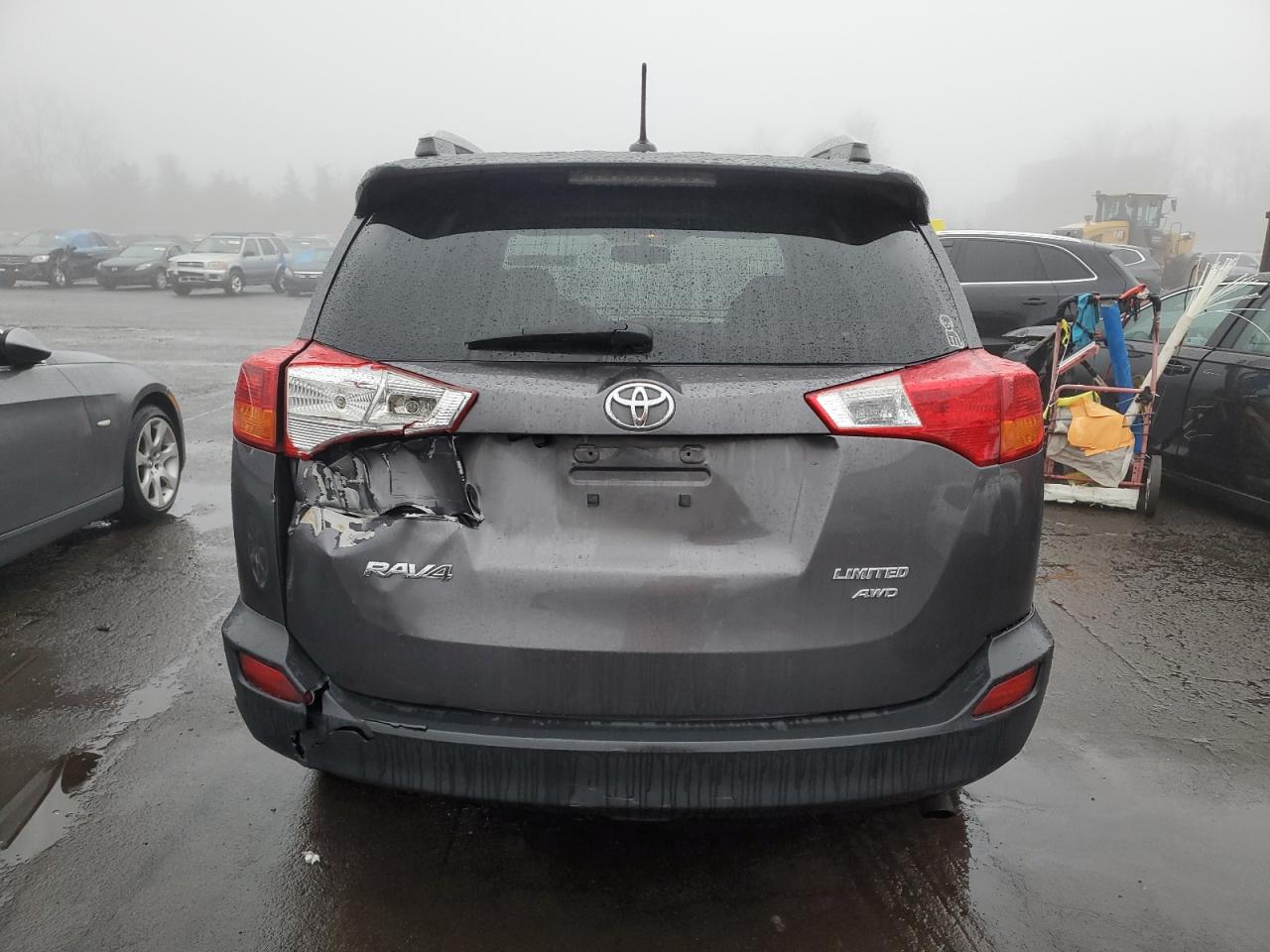 2013 Toyota RAV 4 - Image 6
