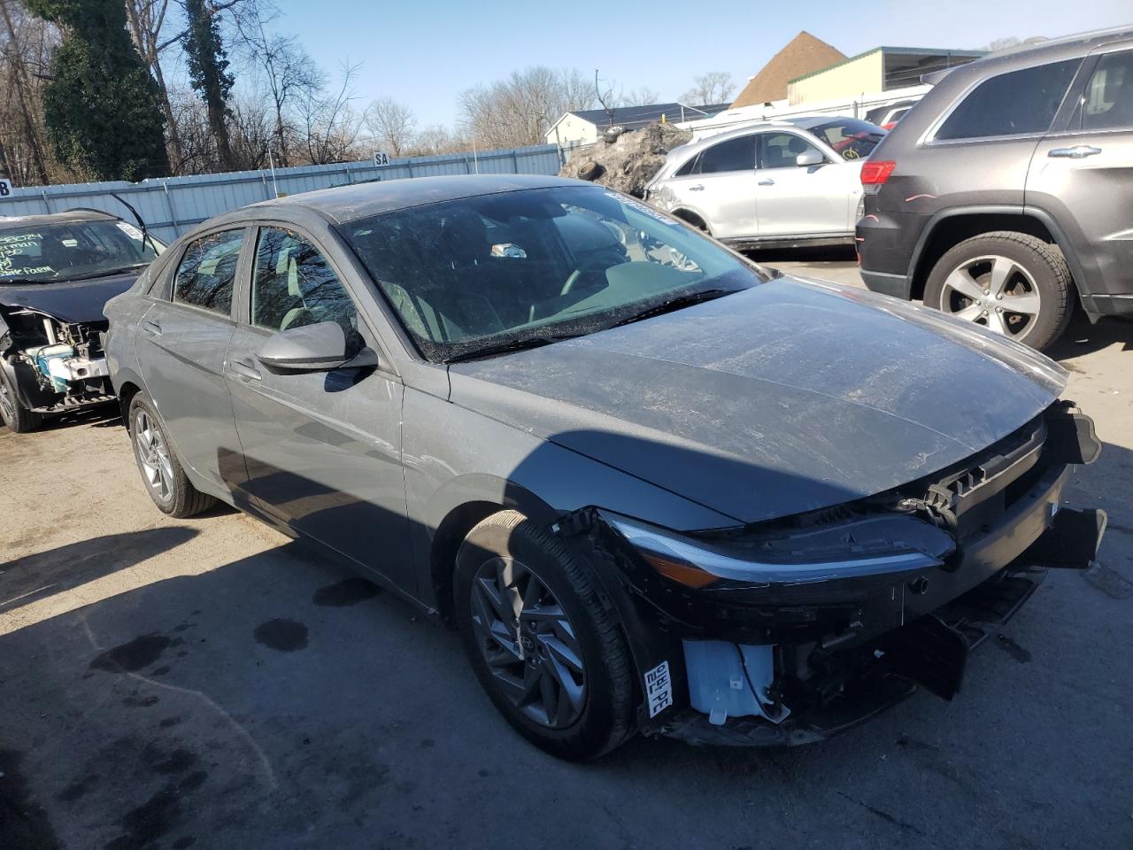 2024 Hyundai Elantra - Image 4