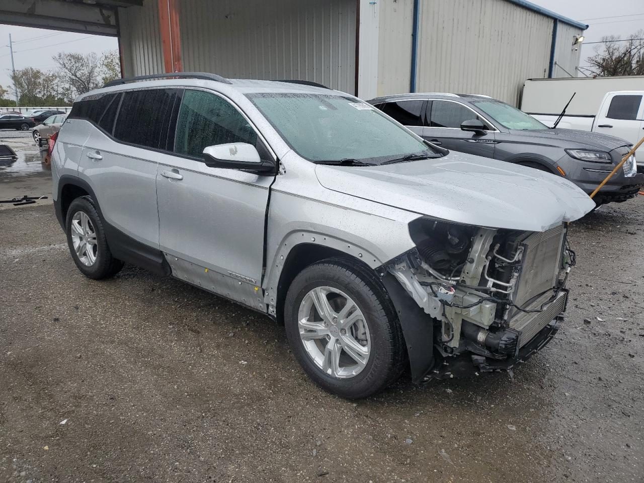2018 GMC Terrain - Image 4