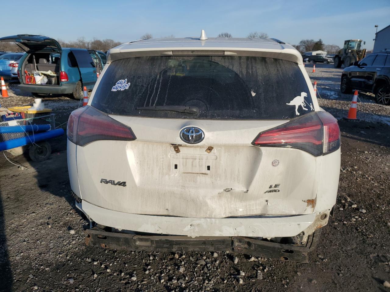 2017 Toyota RAV 4 - Image 6