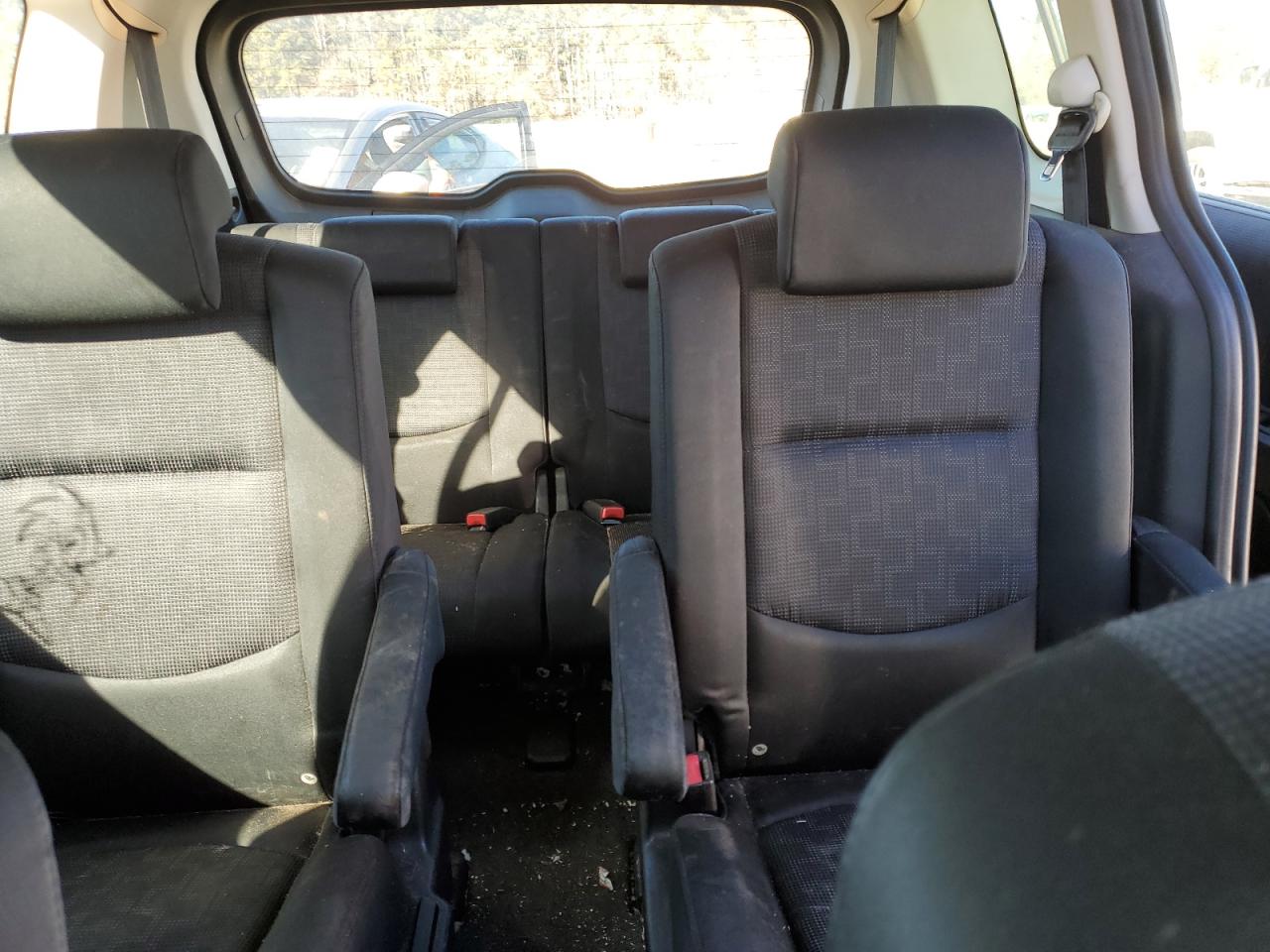 2010 Mazda 5 - Image 10