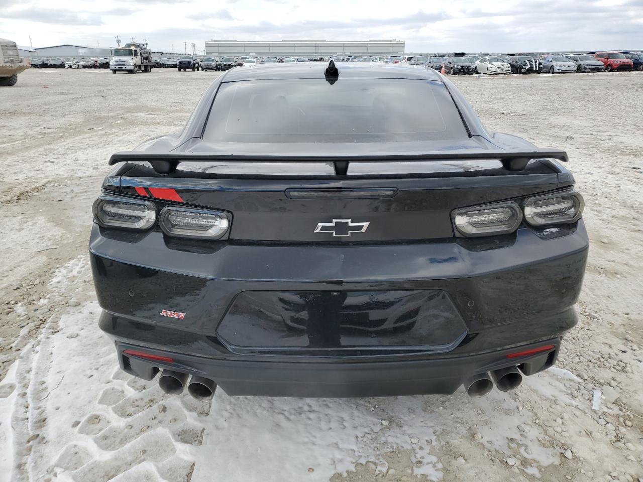 2023 Chevrolet Camaro - Image 6