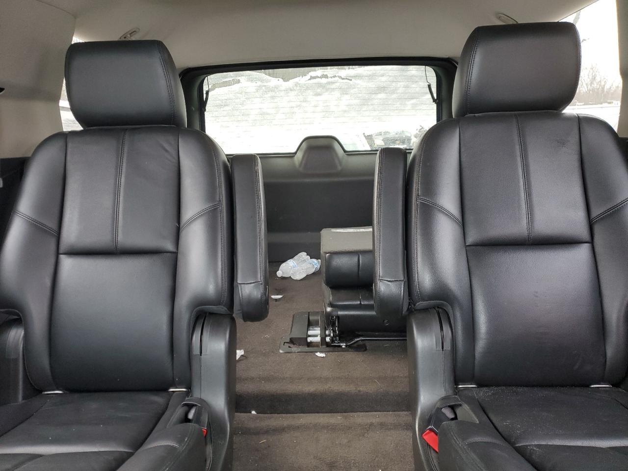 2013 GMC Yukon - Image 10