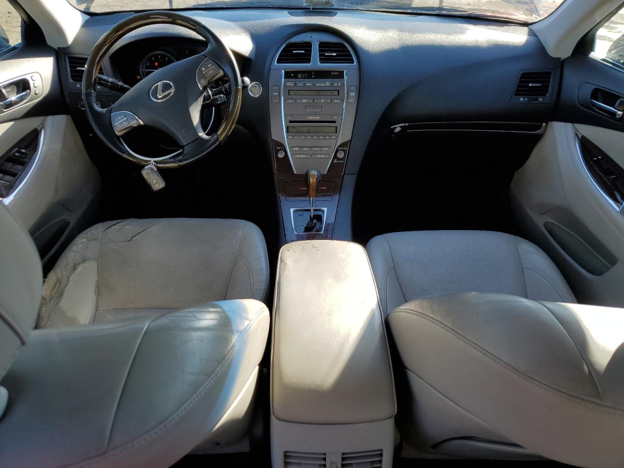 2010 Lexus ES - Image 8