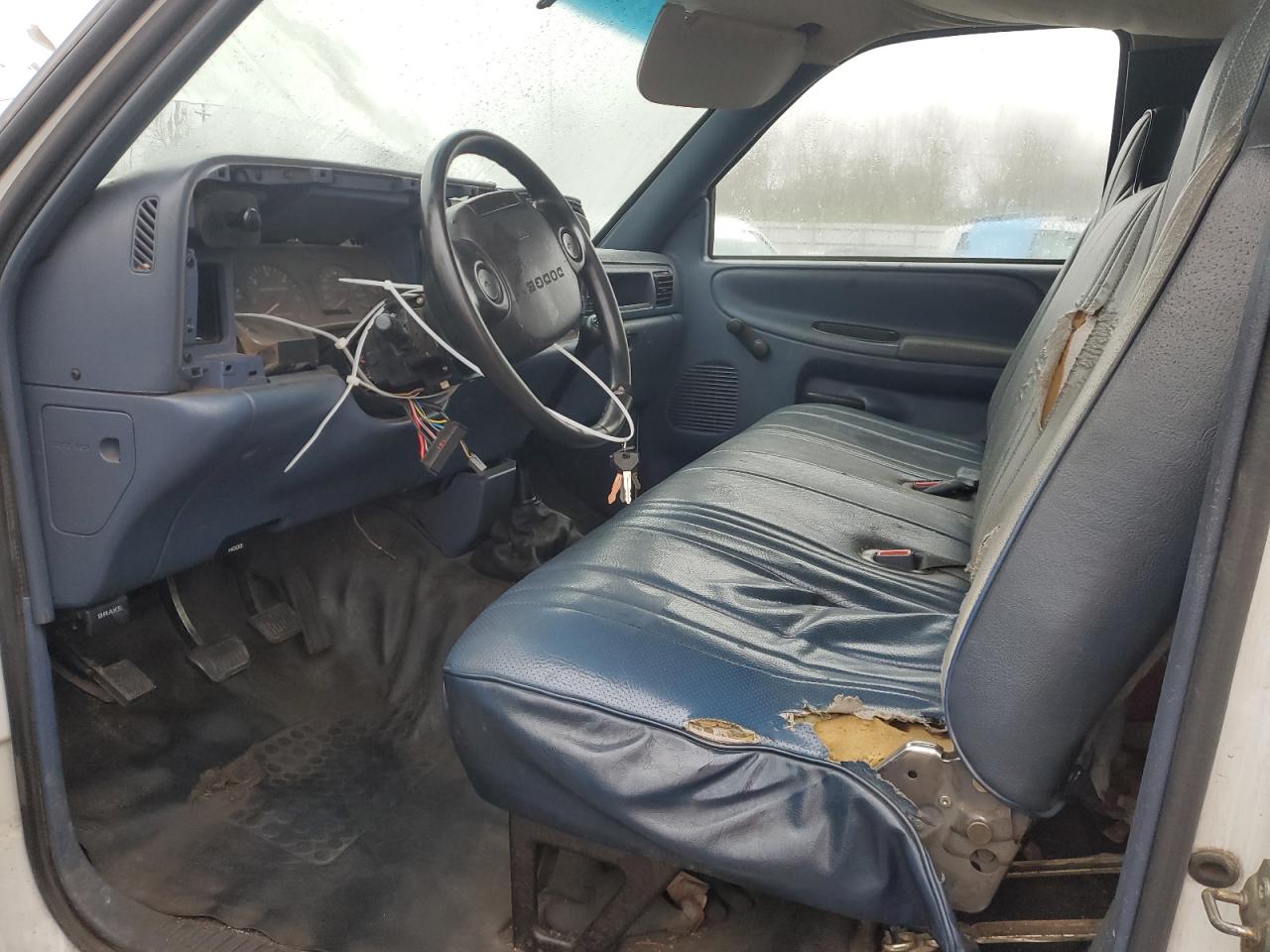 1994 Dodge RAM - Image 7