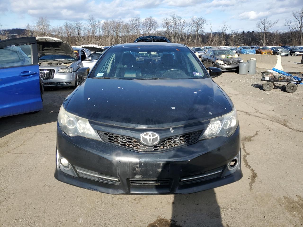 2014 Toyota Camry - Image 5