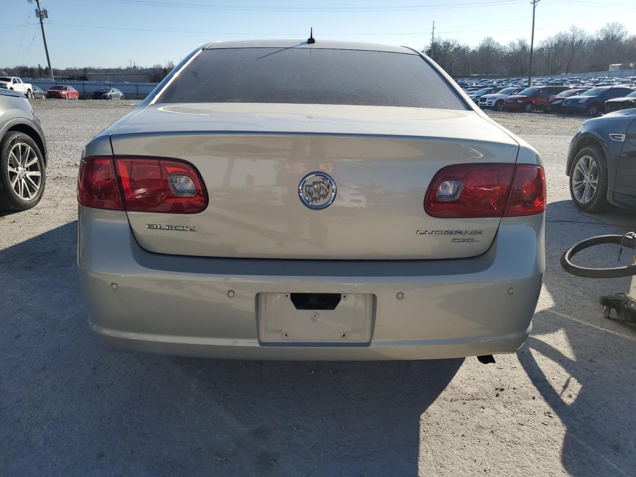 2007 Buick Lucerne - Image 6