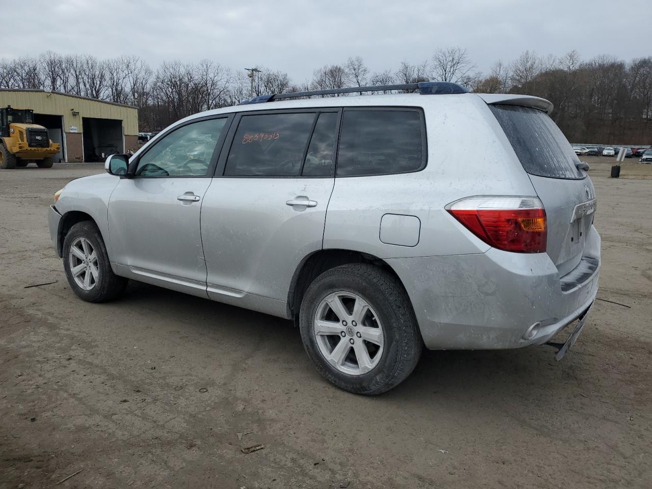 2010 Toyota Highlander - Image 2