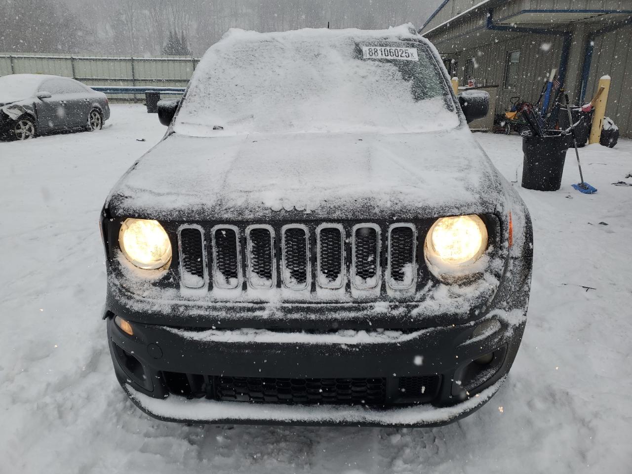 2016 Jeep Renegade - Image 5
