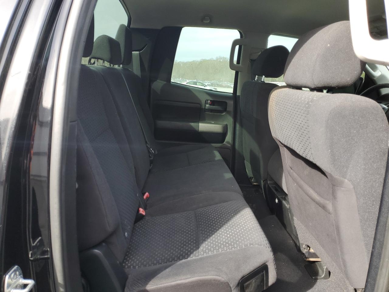 2013 Toyota Tundra - Image 10