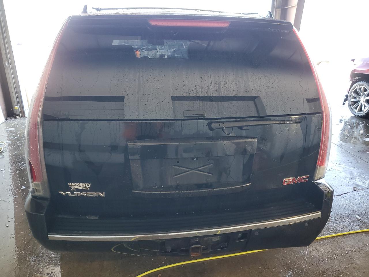 2007 GMC Yukon - Image 6