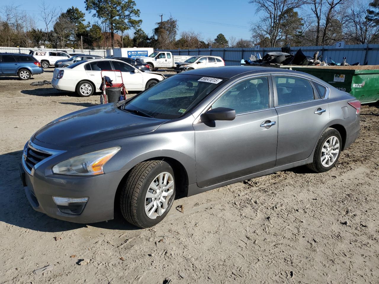 2015 Nissan Altima - Image 1
