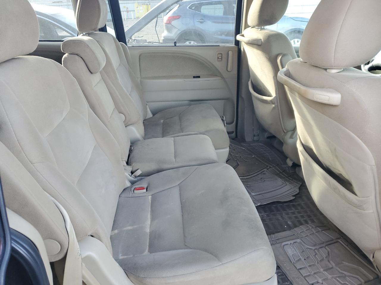 2009 Honda Odyssey - Image 11