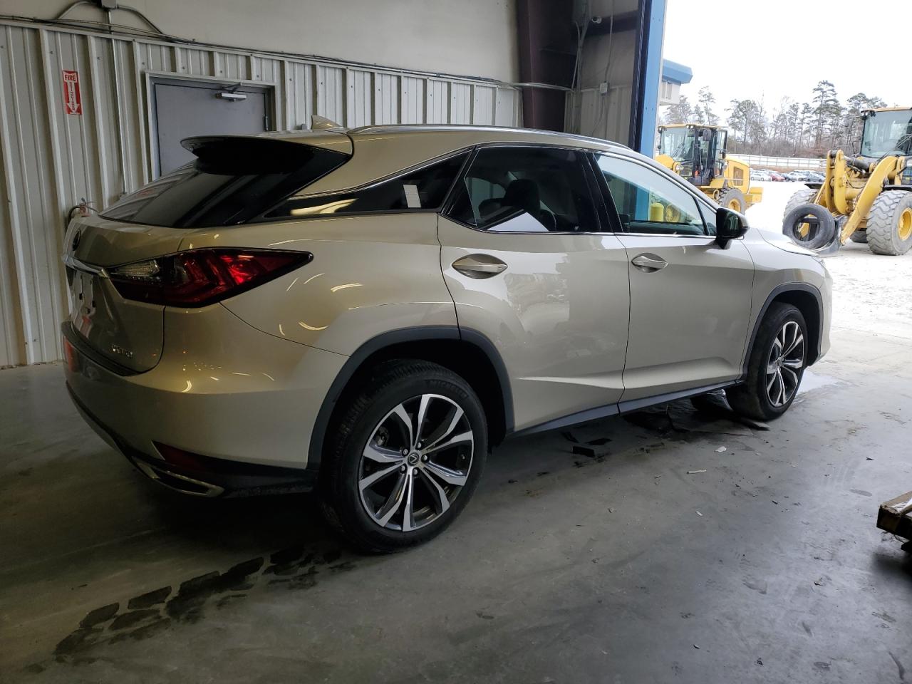 2021 Lexus RX - Image 3