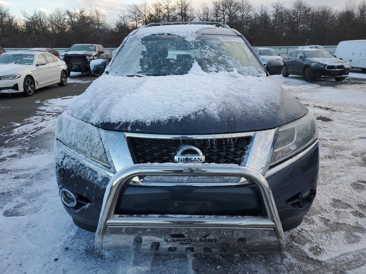 2015 Nissan Pathfinder - Image 5