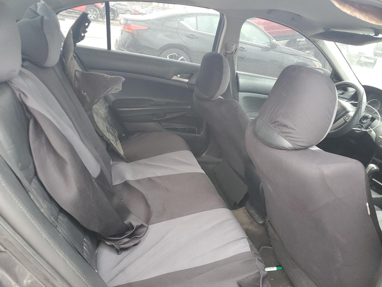 2012 Honda Accord - Image 10