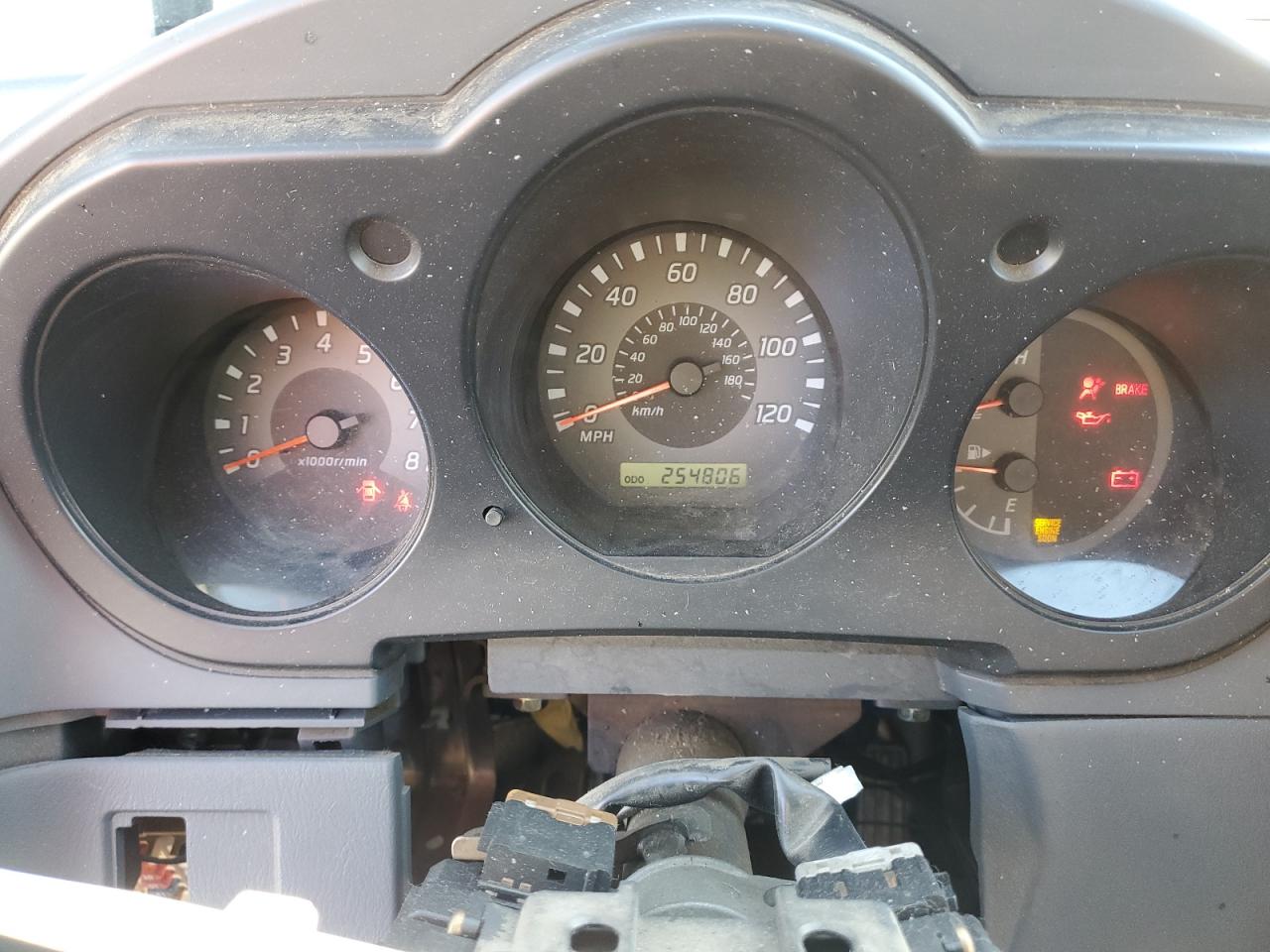 2002 Nissan Navara (Frontier) - Image 9