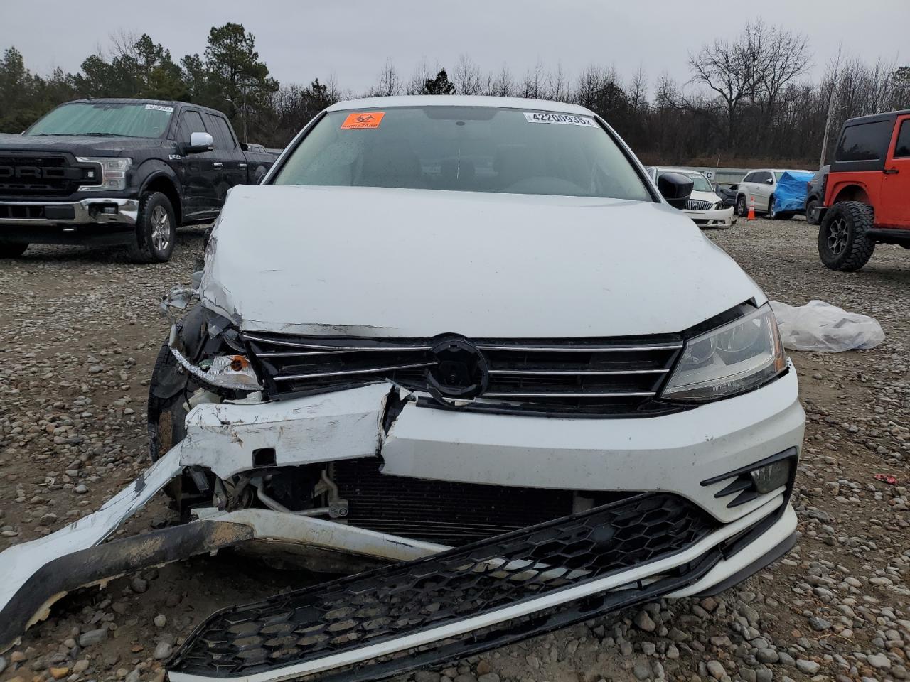 2018 Volkswagen Jetta - Image 5