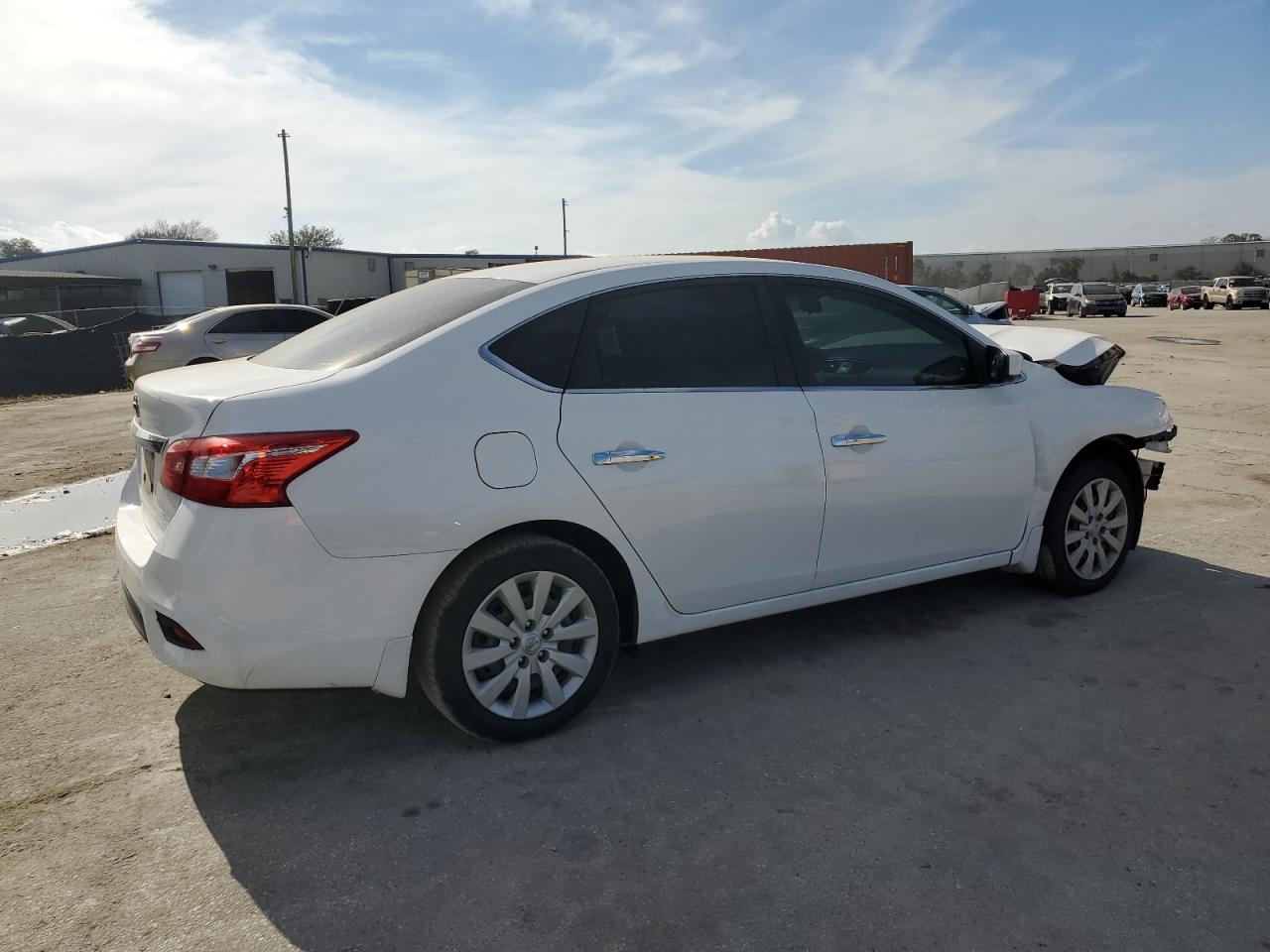 2017 Nissan Sentra - Image 3