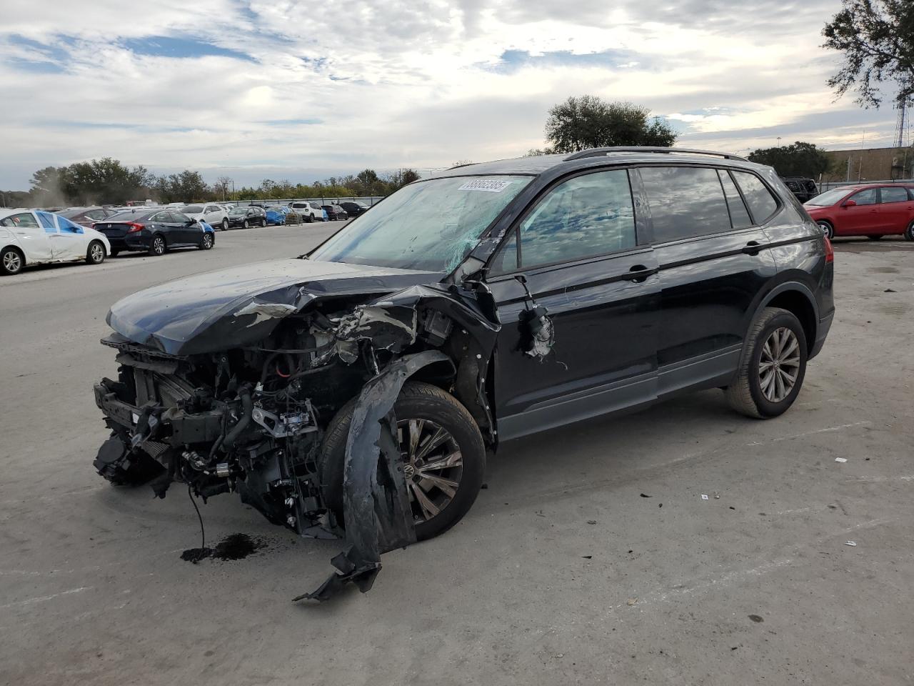 2018 Volkswagen Tiguan - Image 1