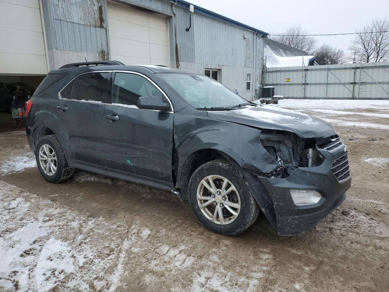 2017 Chevrolet Equinox - Image 4
