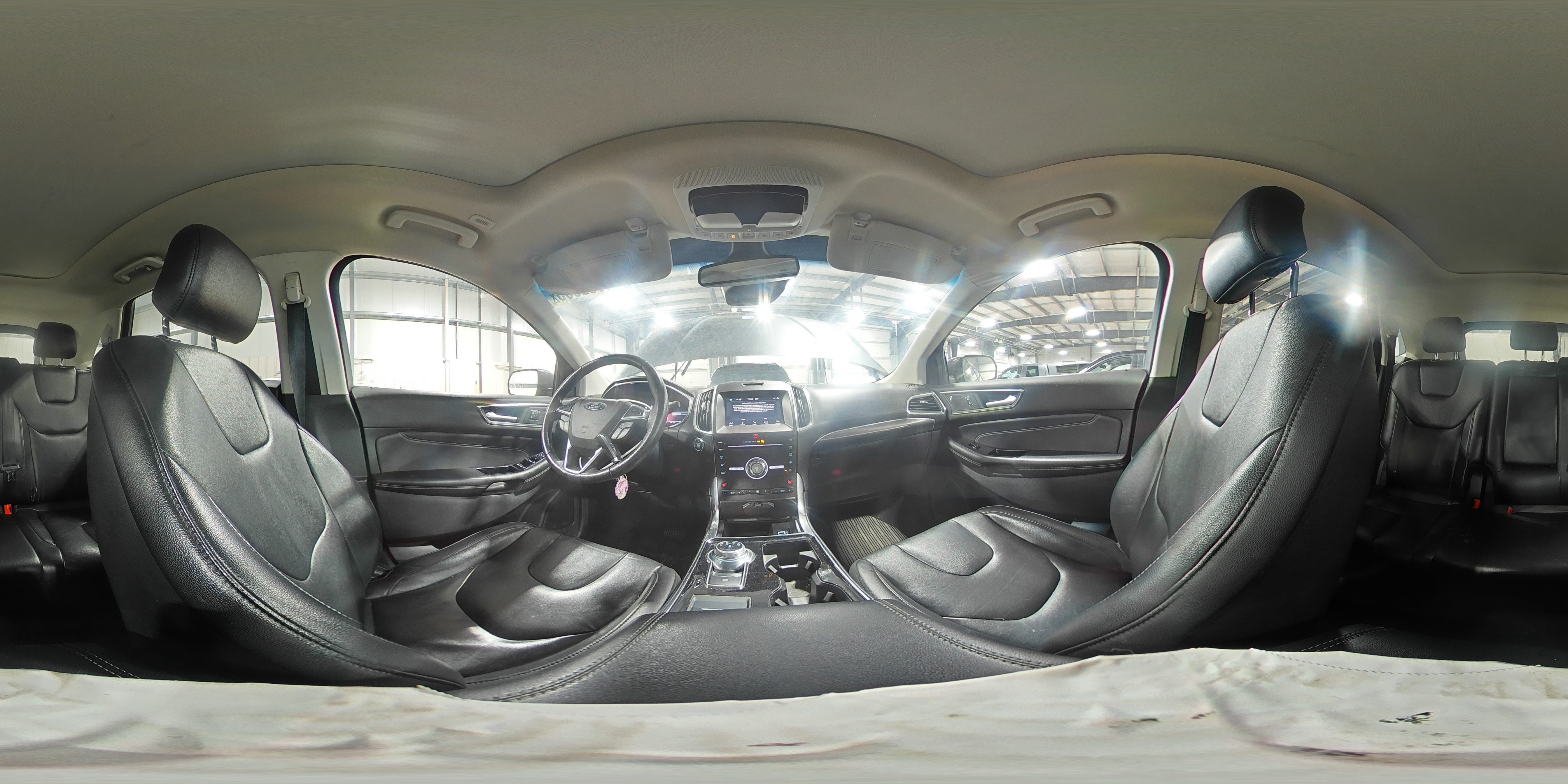 2019 Ford Edge - Image 15