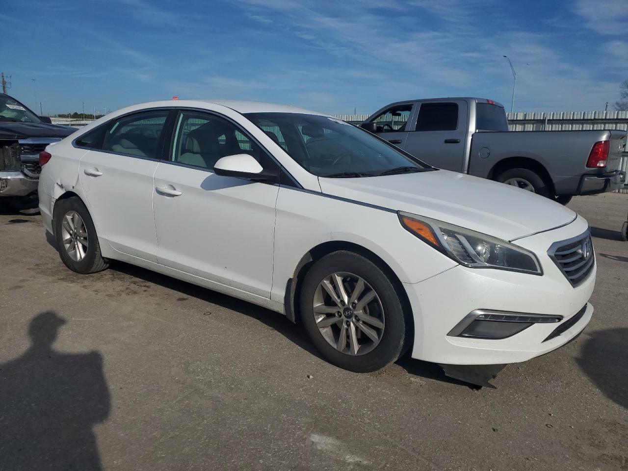 2015 Hyundai Sonata - Image 4