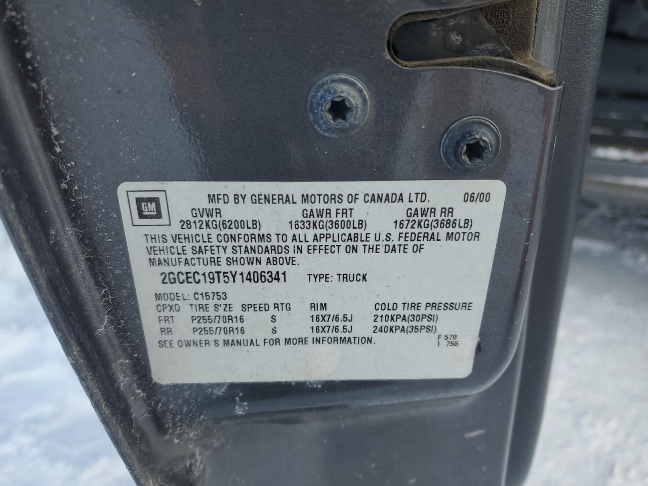 2000 Chevrolet Silverado - Image 12
