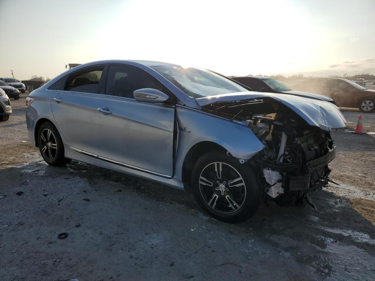 2015 Hyundai Sonata - Image 4