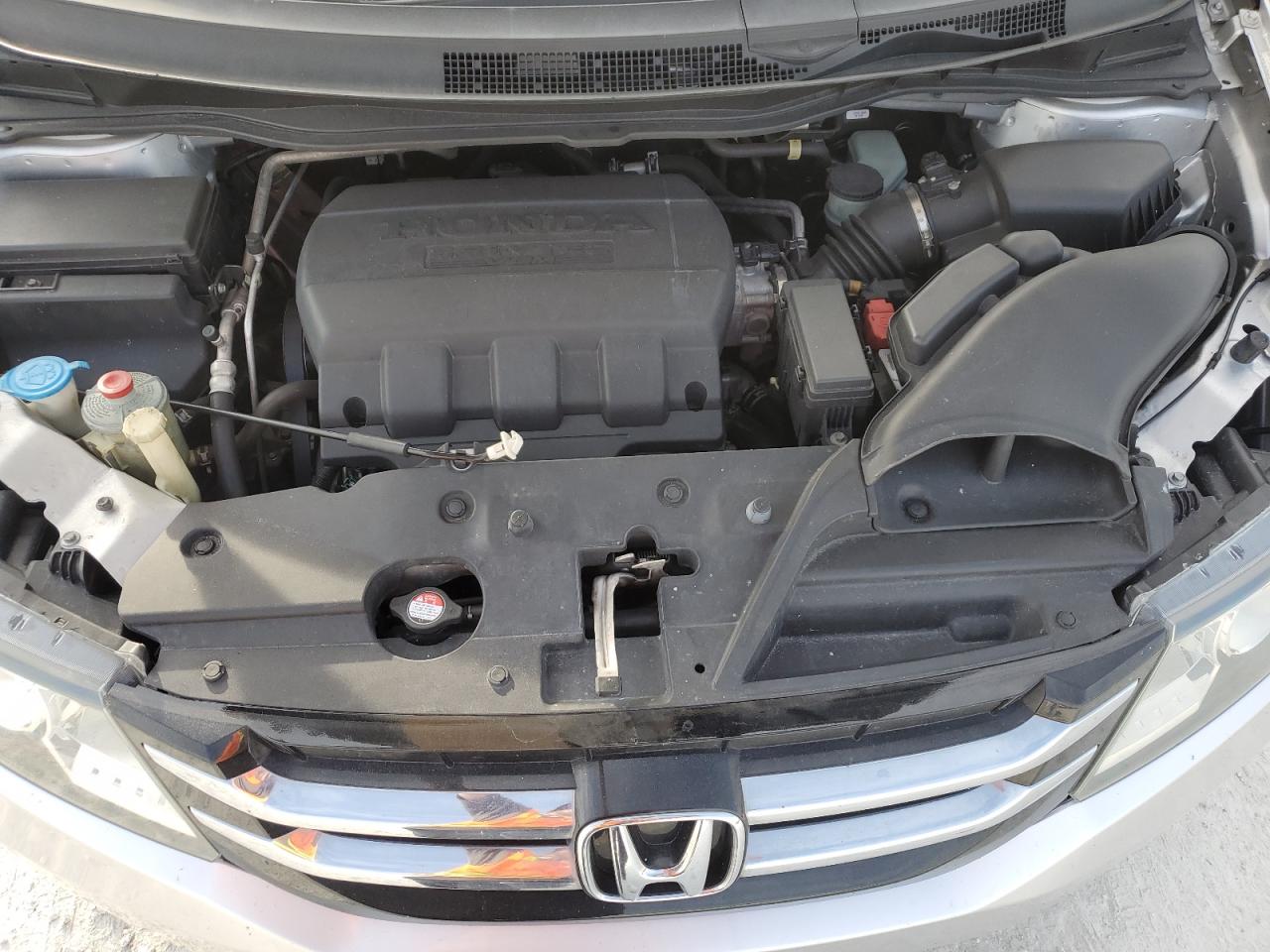 2014 Honda Odyssey - Image 12