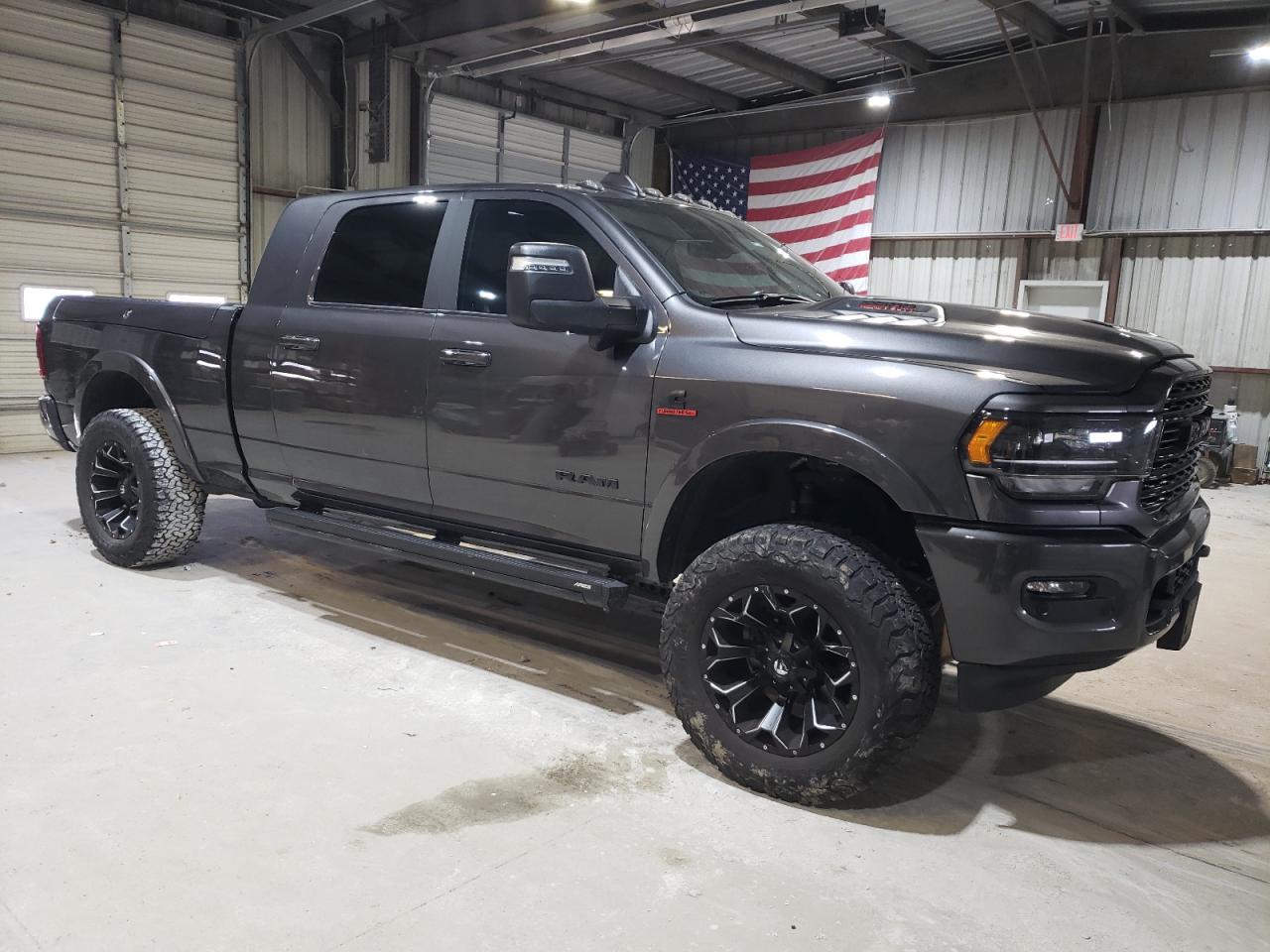 2017 RAM 1500 - Image 4