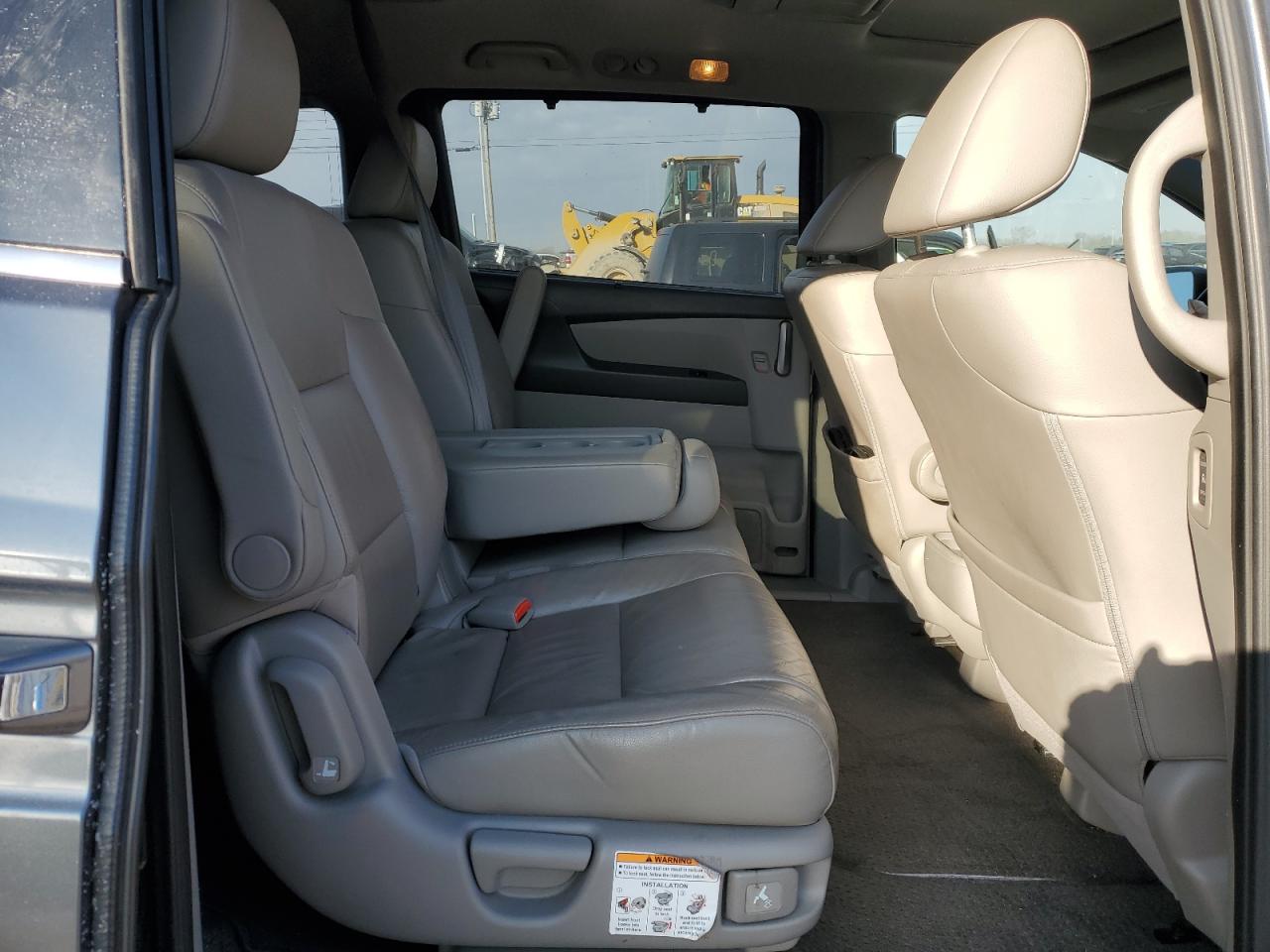2011 Honda Odyssey - Image 11