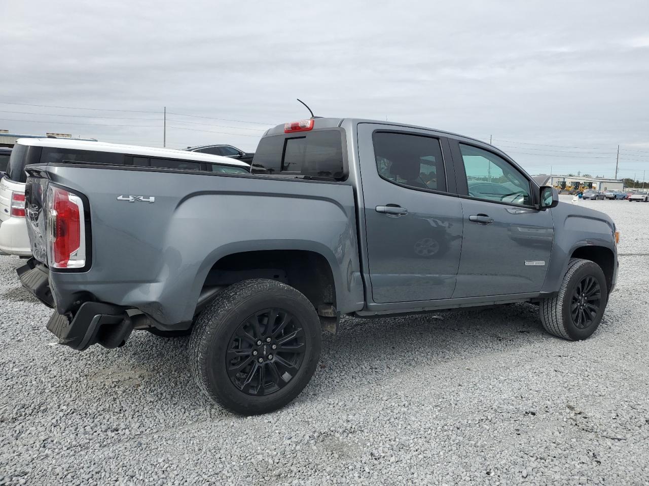 2022 GMC Canyon - Image 3