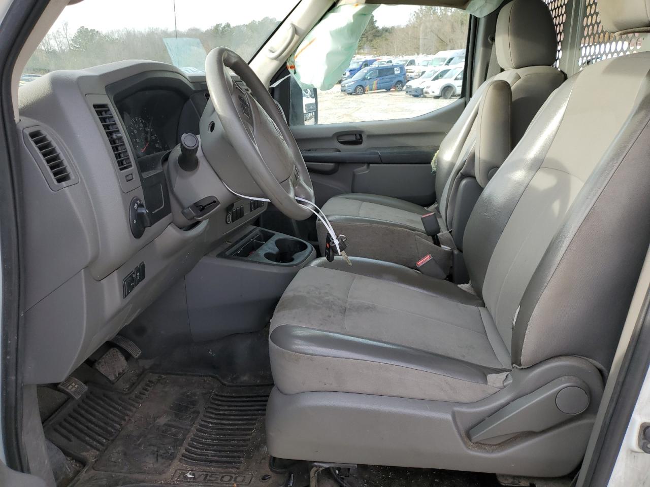 2016 Nissan NV - Image 7
