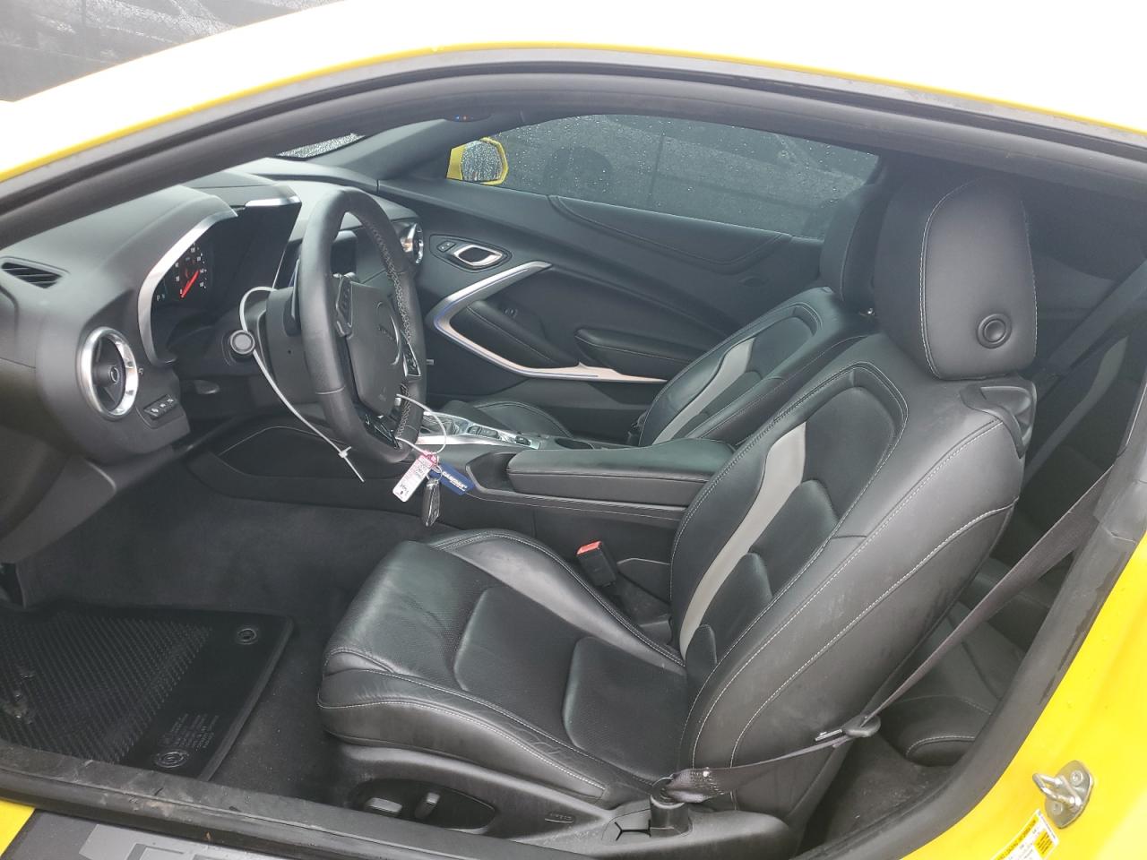 2016 Chevrolet Camaro - Image 7
