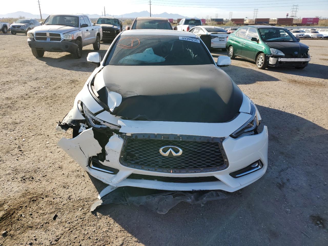 2018 Infiniti Q60 - Image 5