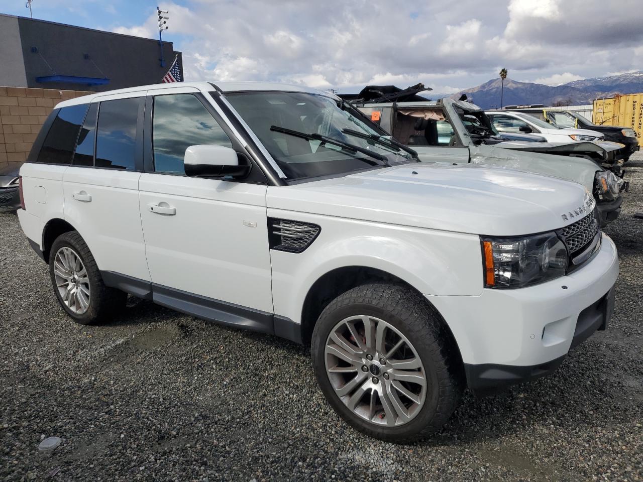 2013 Land Rover Range Rover - Image 4