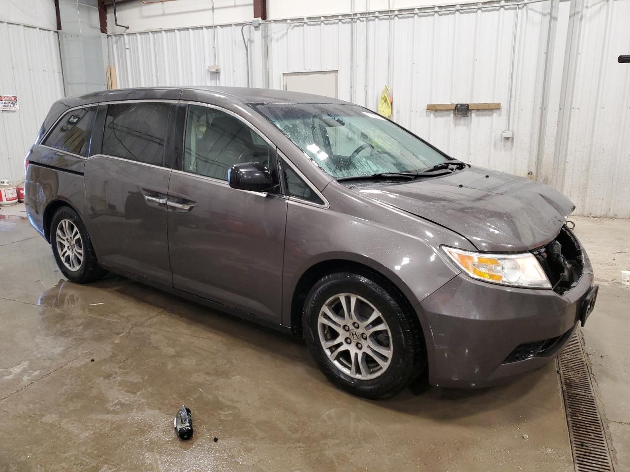2011 Honda Odyssey - Image 4