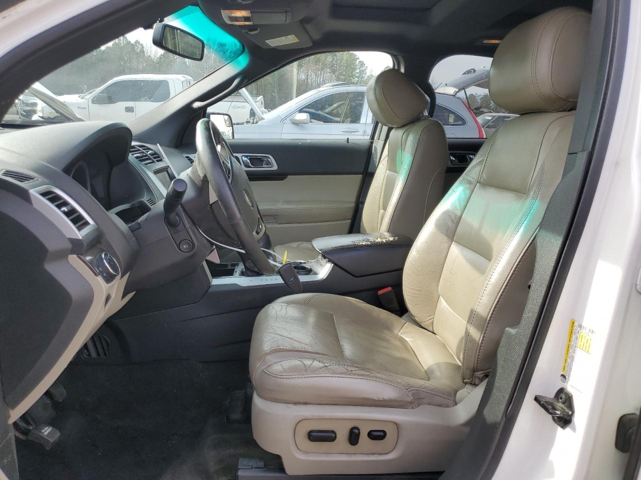 2015 Ford Explorer - Image 7