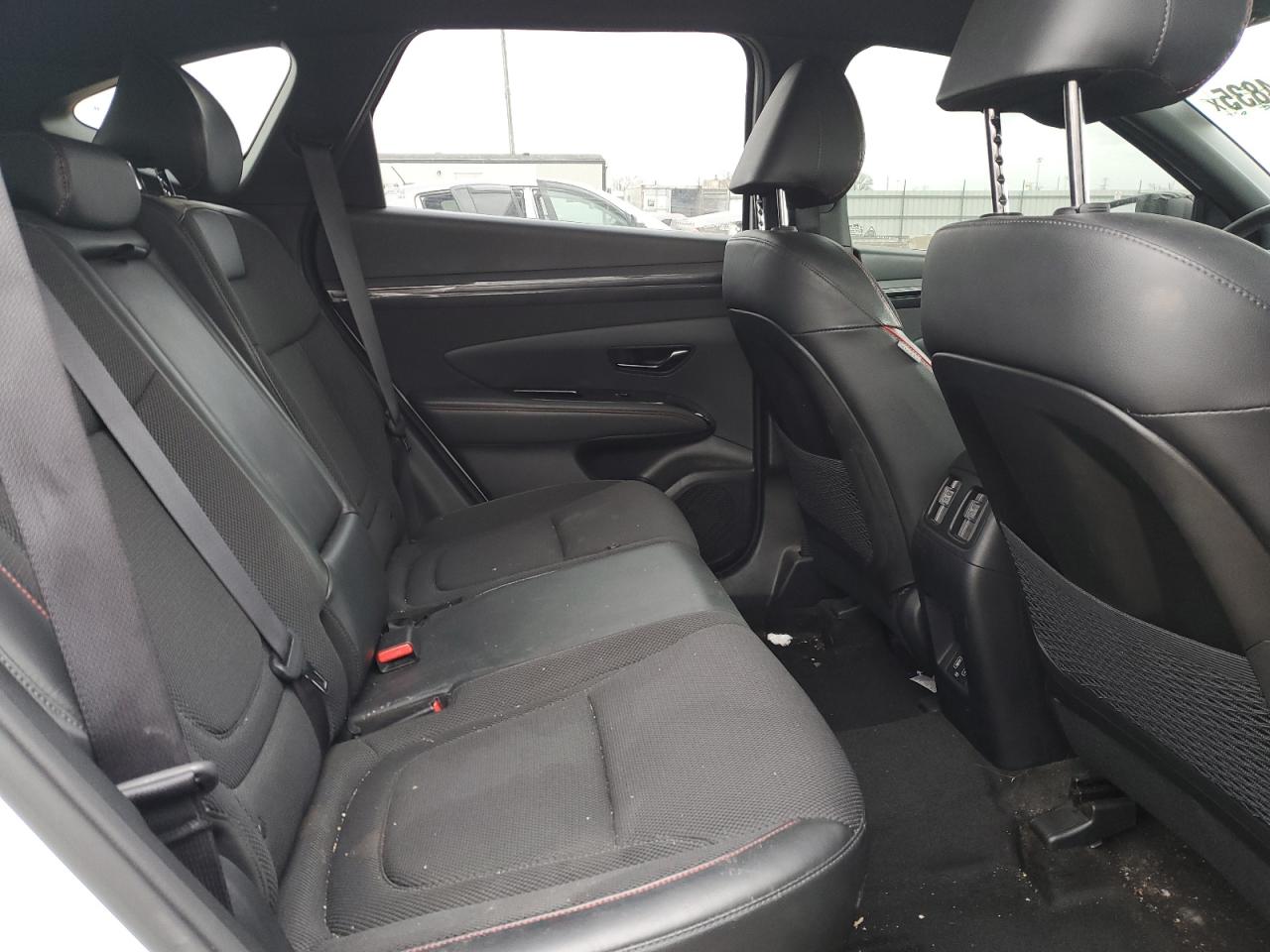 2022 Hyundai Tucson - Image 11