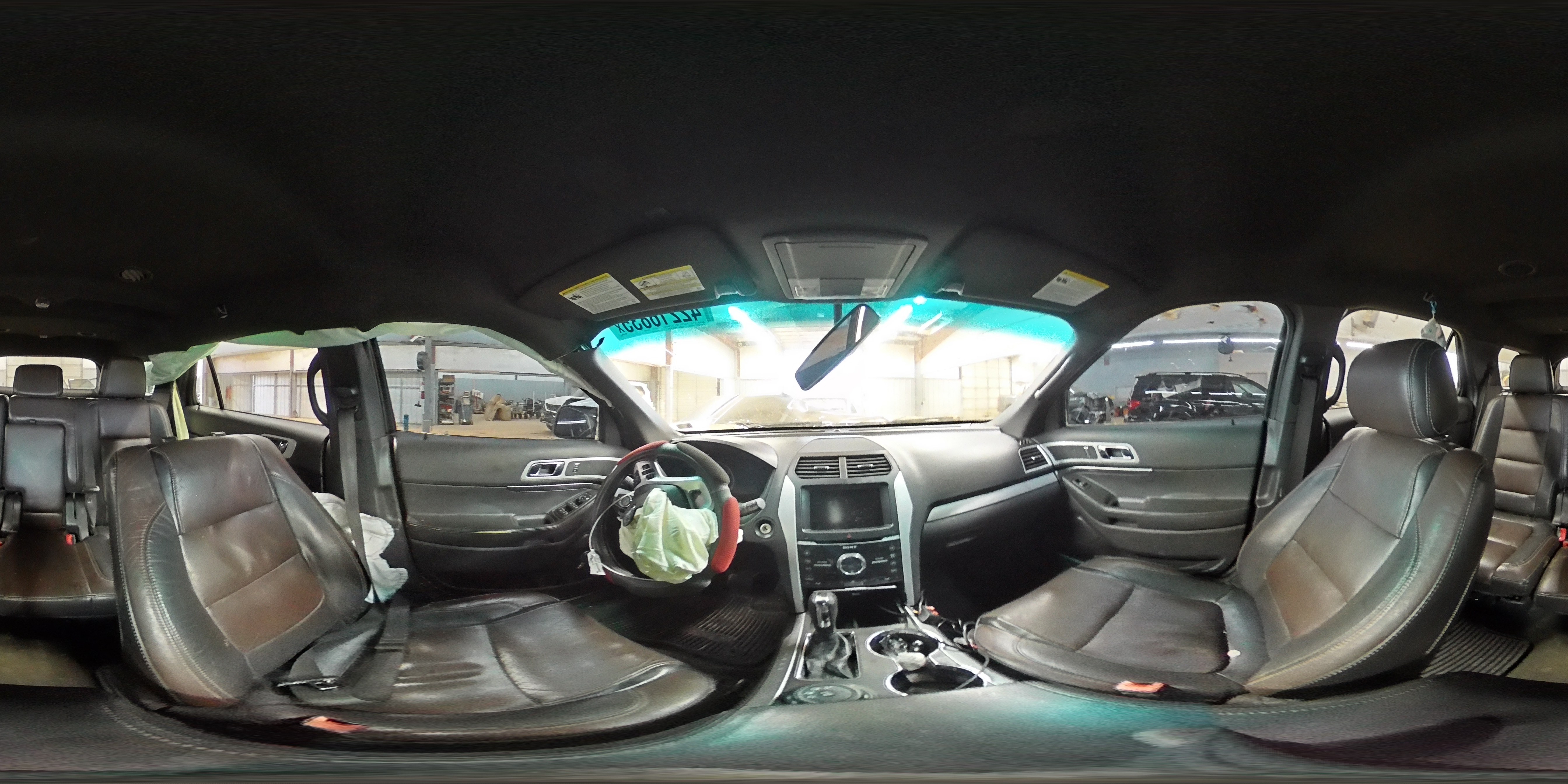 2015 Ford Explorer - Image 13