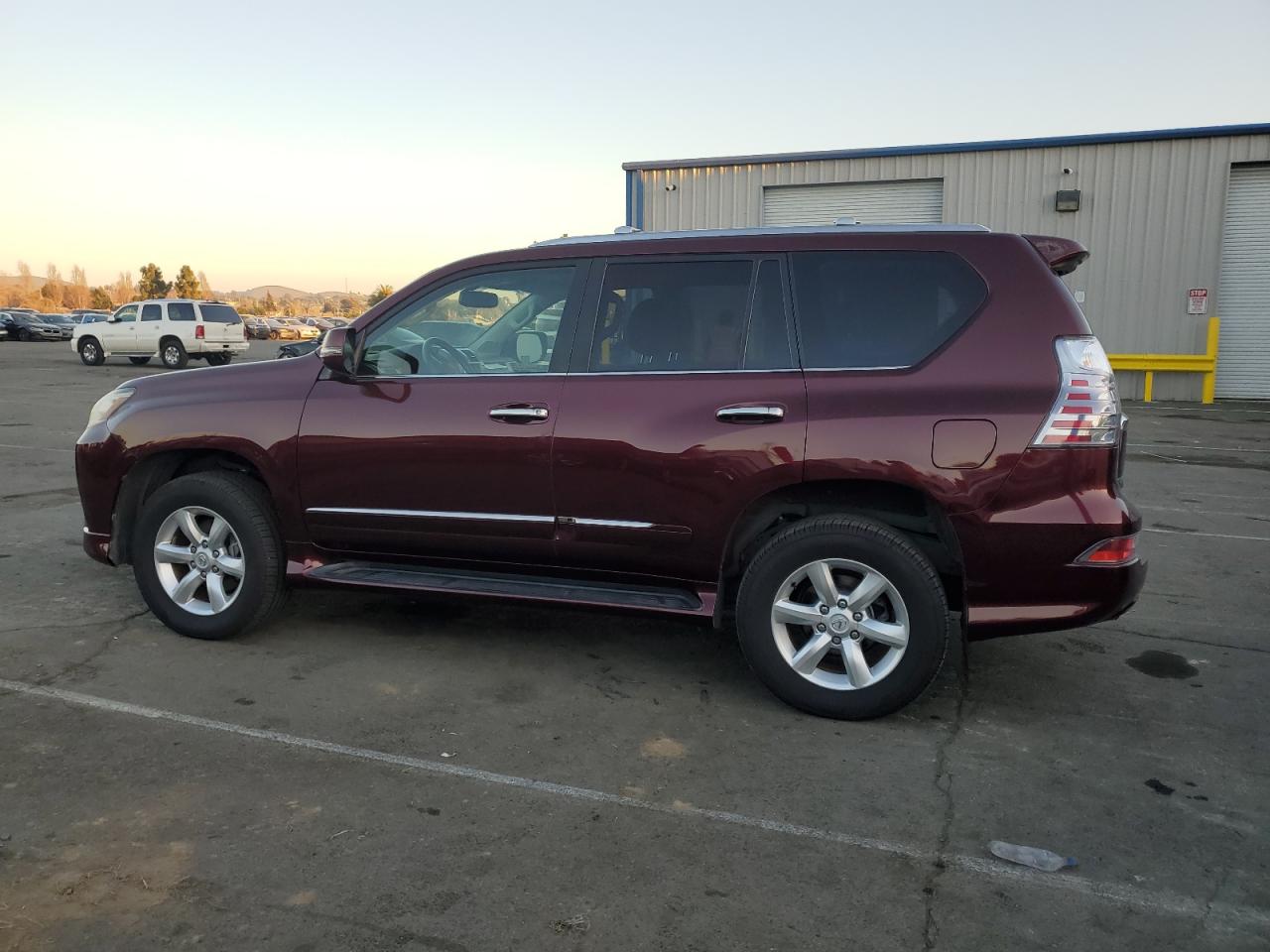 2014 Lexus GX - Image 2