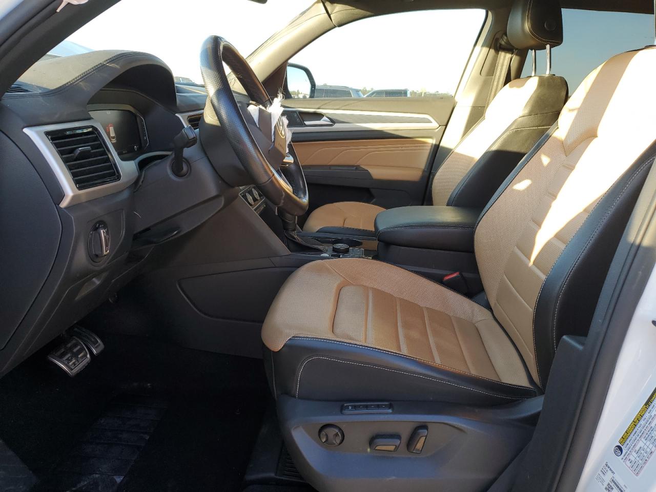 2022 Volkswagen Atlas Cross Sport Sel Premium R-Line VIN: 1V2FE2CA5NC219925 Lot: 87932325