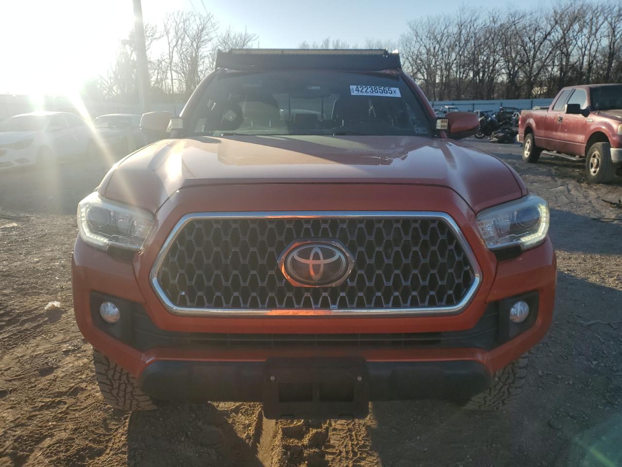 2018 Toyota Tacoma - Image 5