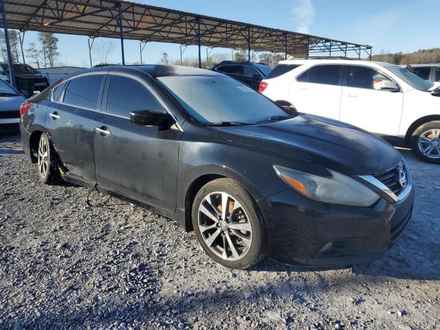  NISSAN ALTIMA 2017 Czarny