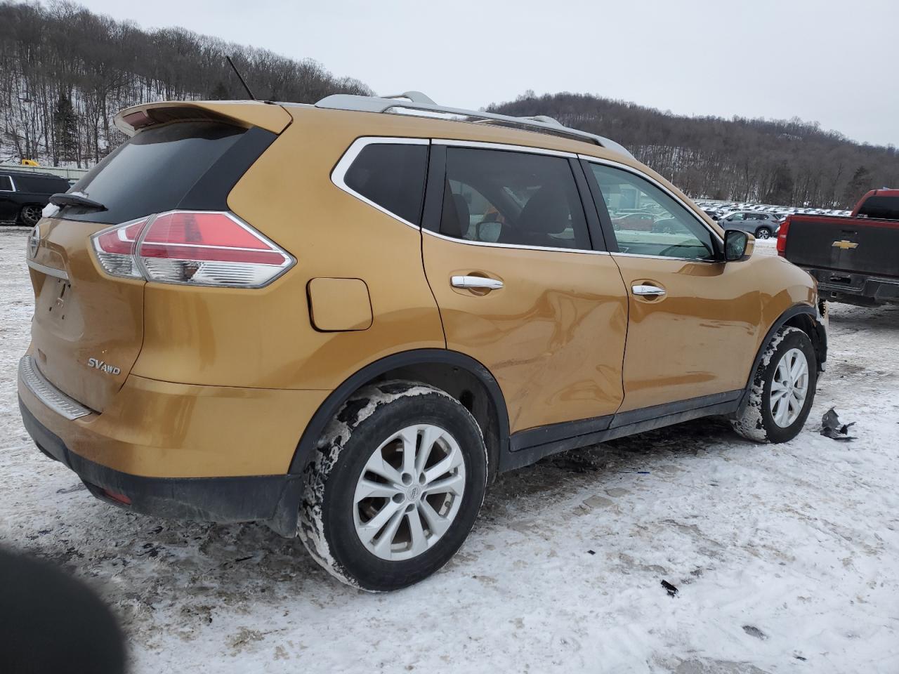 2015 Nissan Rogue - Image 3