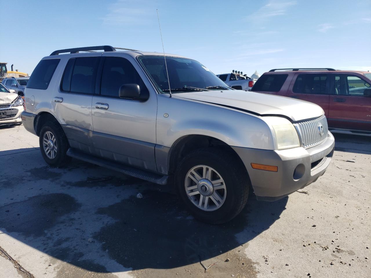 2005 Mercury Mountaineer - Image 4